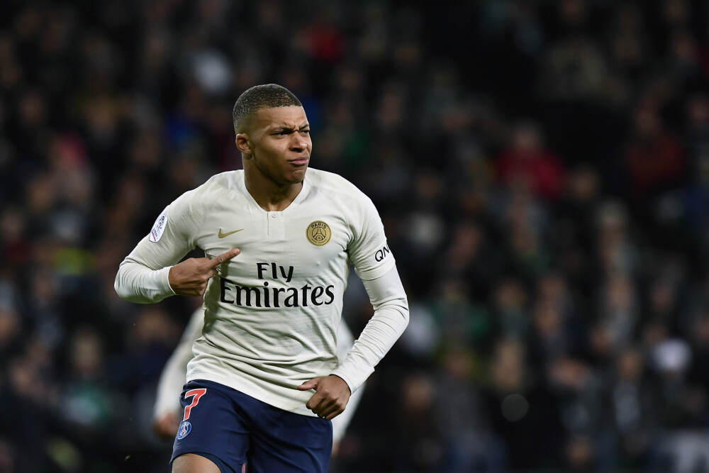 5-1！她们才是亚洲之光：横扫日本，连胜五场轰20球，晋级女足世界杯4强